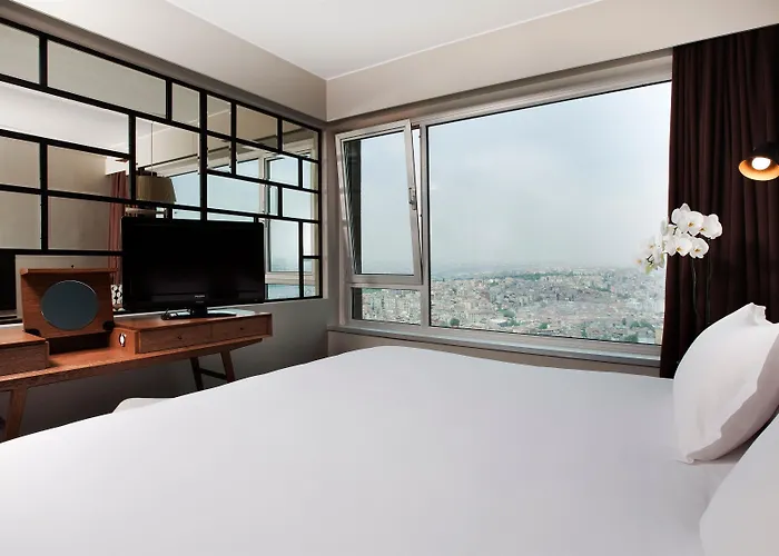 מלון The Marmara Pera 4*